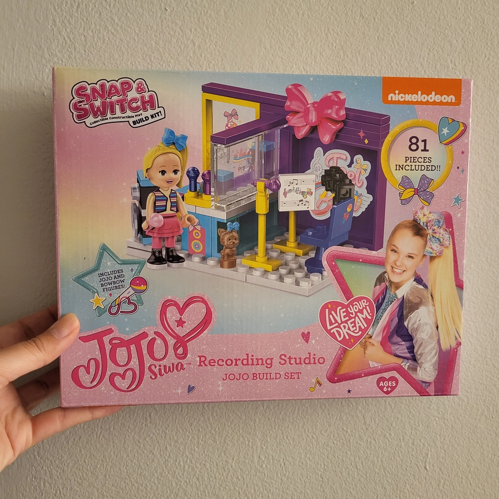 JoJo Siwa Recording Studio Build Set